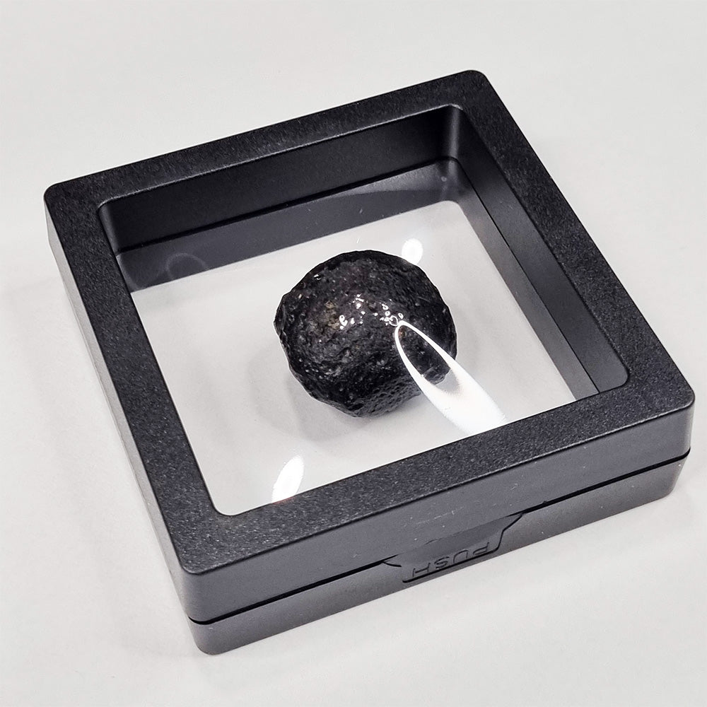 Australite (Australian Tektite) (790,000 Years Old) 14.3g