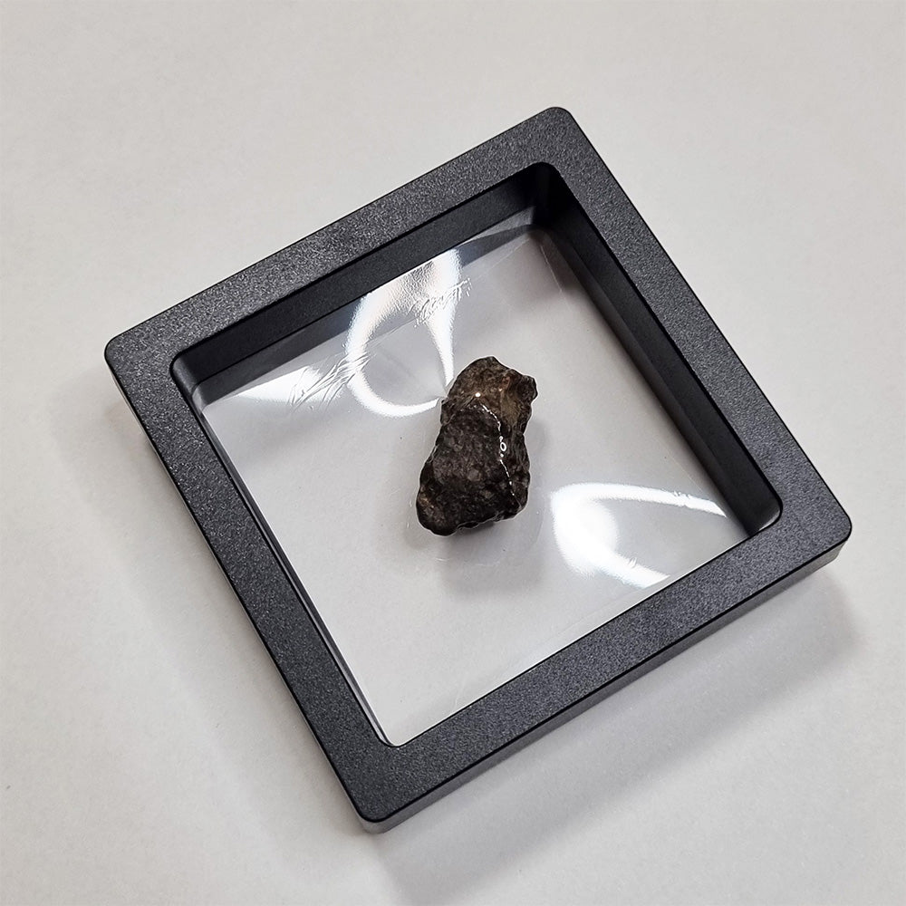 *Rare* NWA Rumuruti Meteorite (North West Africa, 1934) 6g